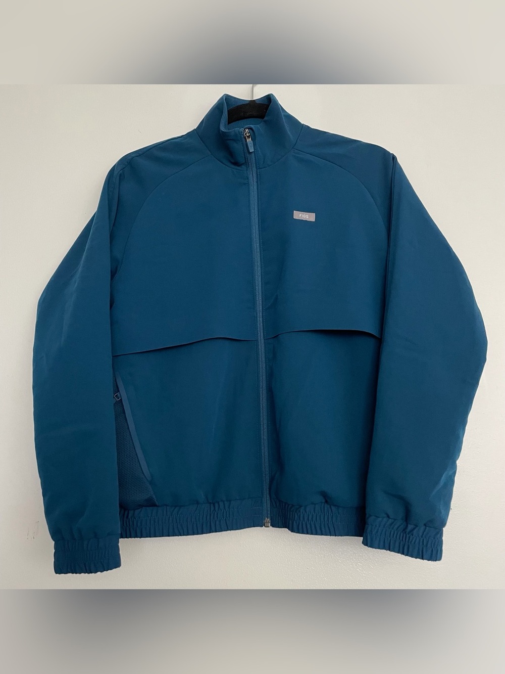 Women's FIGS Sydney Scrub Jacket Deep Reef 2977 Size XS
